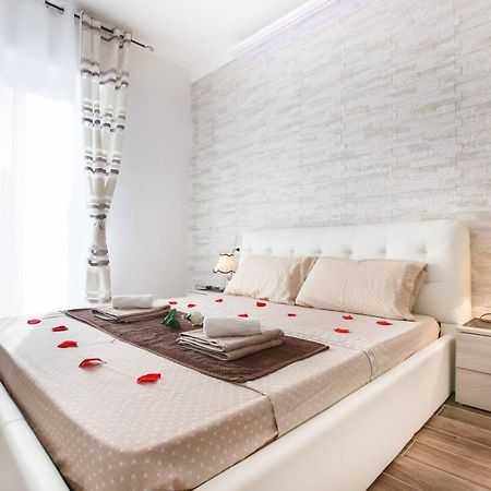 Апартаменти Residenza Larissa Luxury 1 Верона Екстер'єр фото